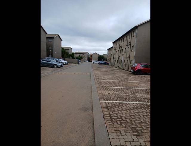 2 BEDROOM APARTMENT FOR SALE IN JABULANI